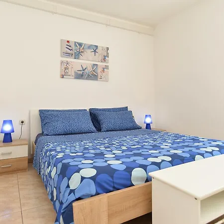 Appartamento Veljko 100 Pola