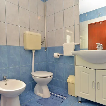 Veljko 100 Apartman *