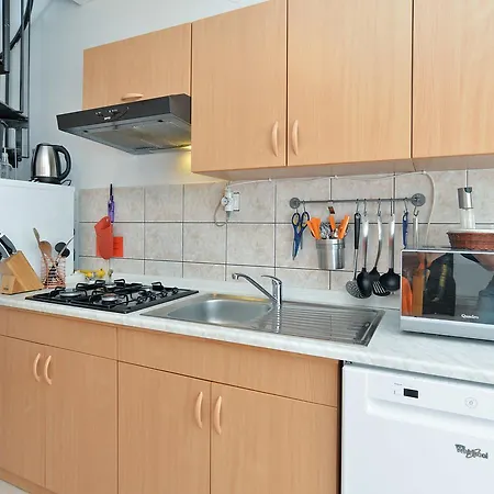 Veljko 100 Apartman Pula