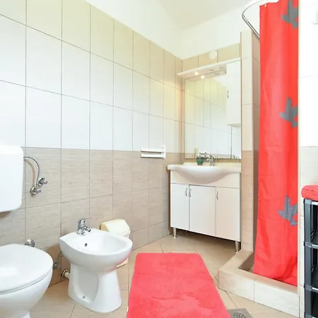 Veljko 100 Apartman *